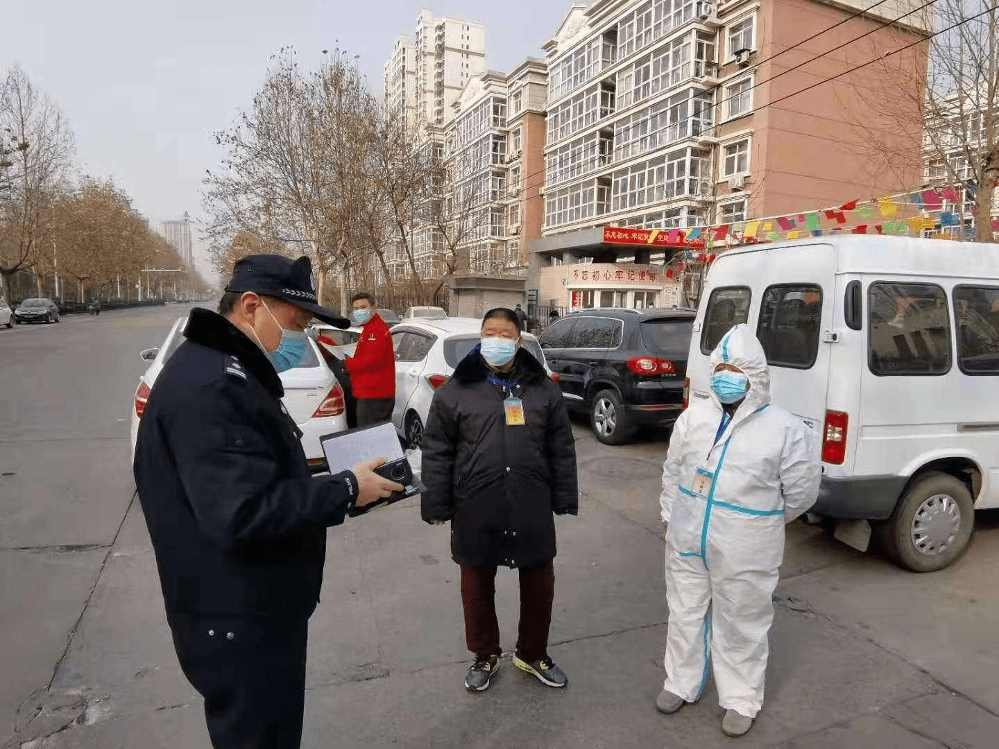 “上海分区封控核检公交地铁停运	” 上海地铁解封了没有？-第3张图片