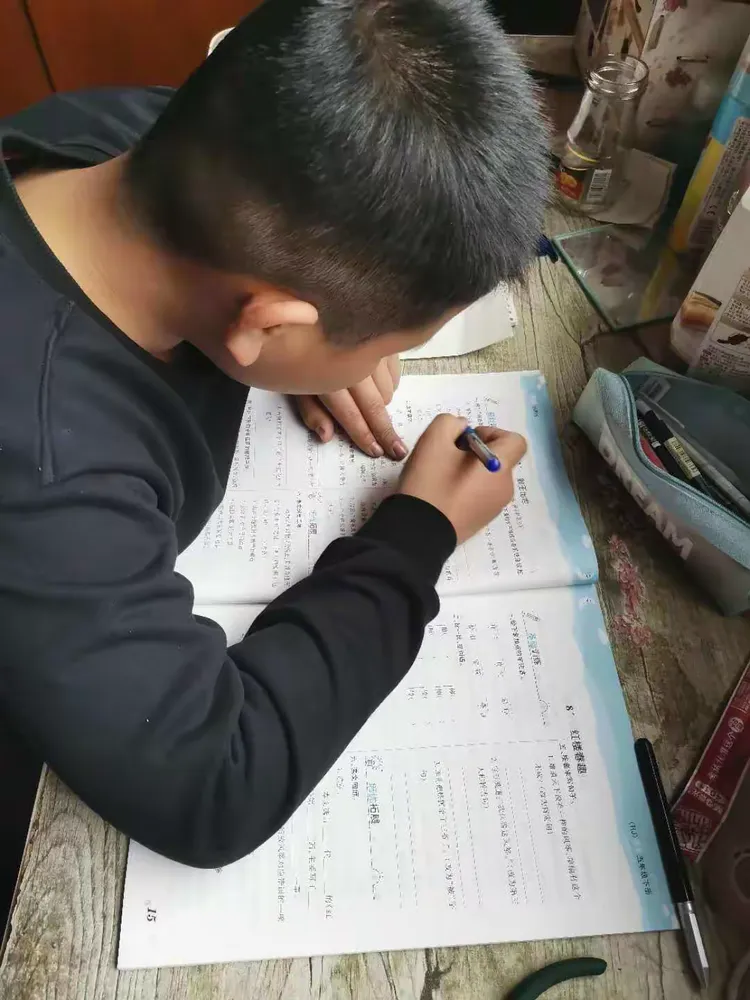“日照疫情” 日照疫情期间是哪段时间全是停课上网课？-第2张图片